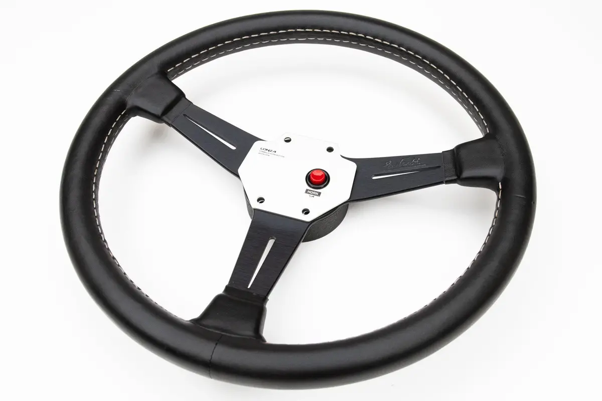 Nardi Classic 360mm Steering Wheel with Lonza Horn Plate