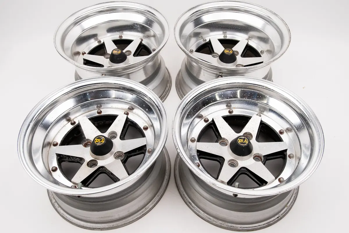 SSR XR-4 Longchamp 15-inch Alloy Wheels – 9.5J ET-33 & 8.5J ET-20 (4×114.3)
