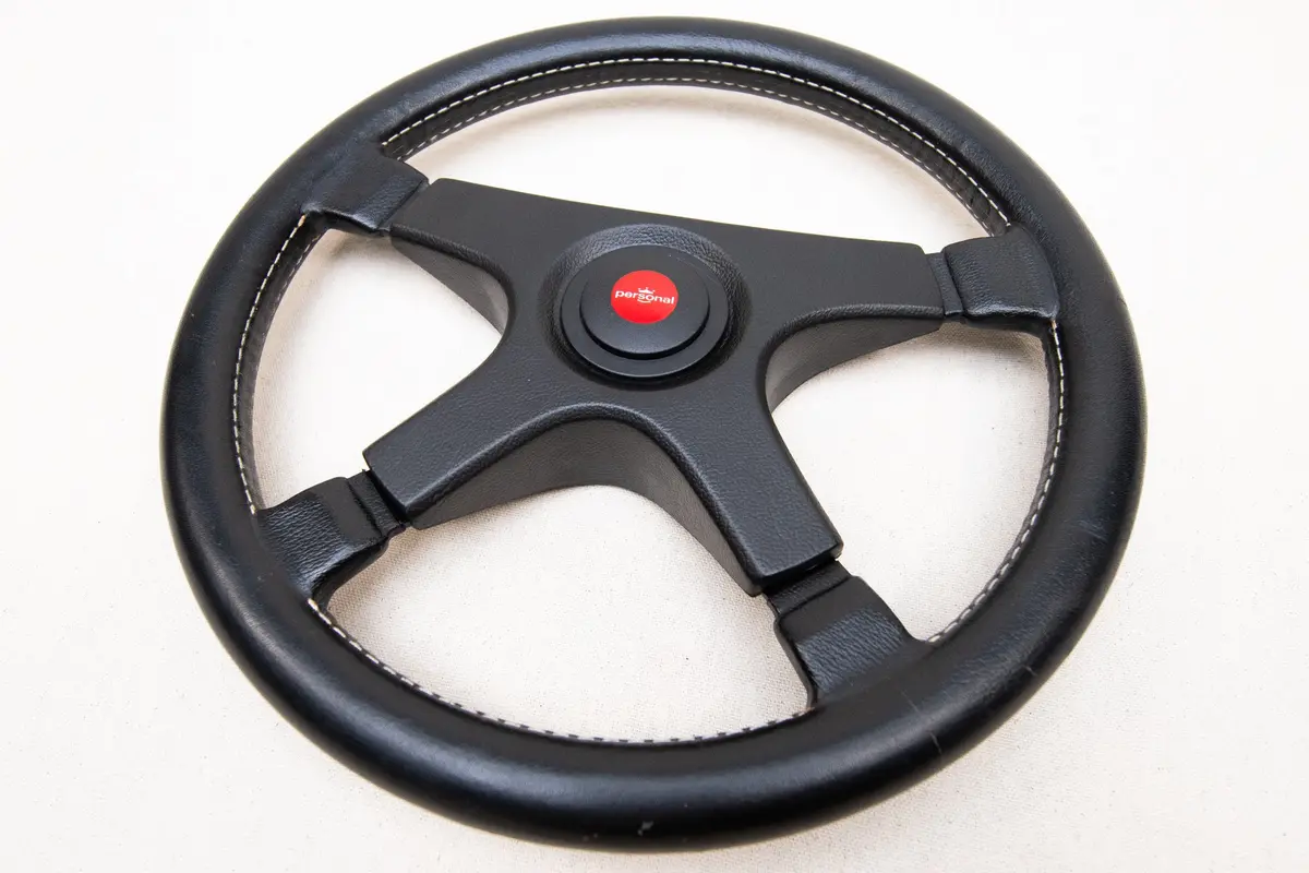 Personalized 360mm Steering Wheel – Emerson Fittipaldi Edition