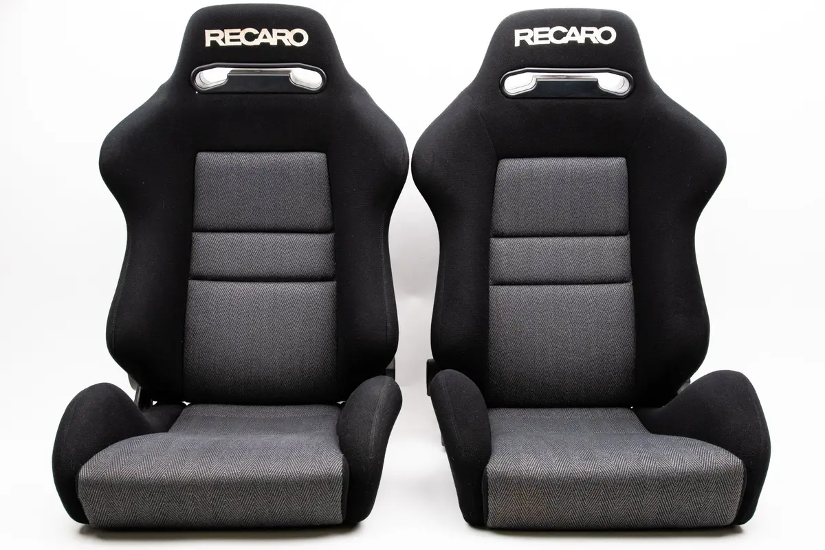Recaro SR2 Bucket Seats – Full-Shell Racing Pair