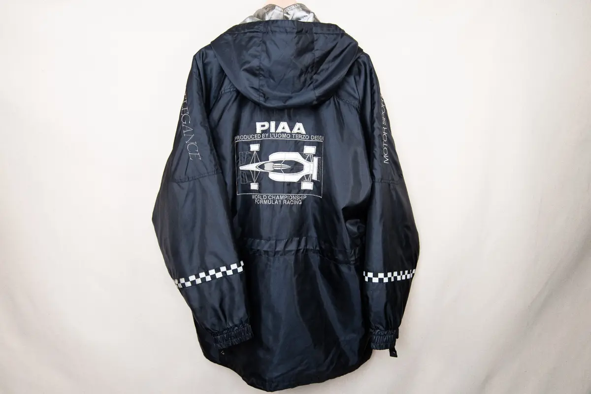 PIAA Bench-Style Outerwear Coat – Extra Large