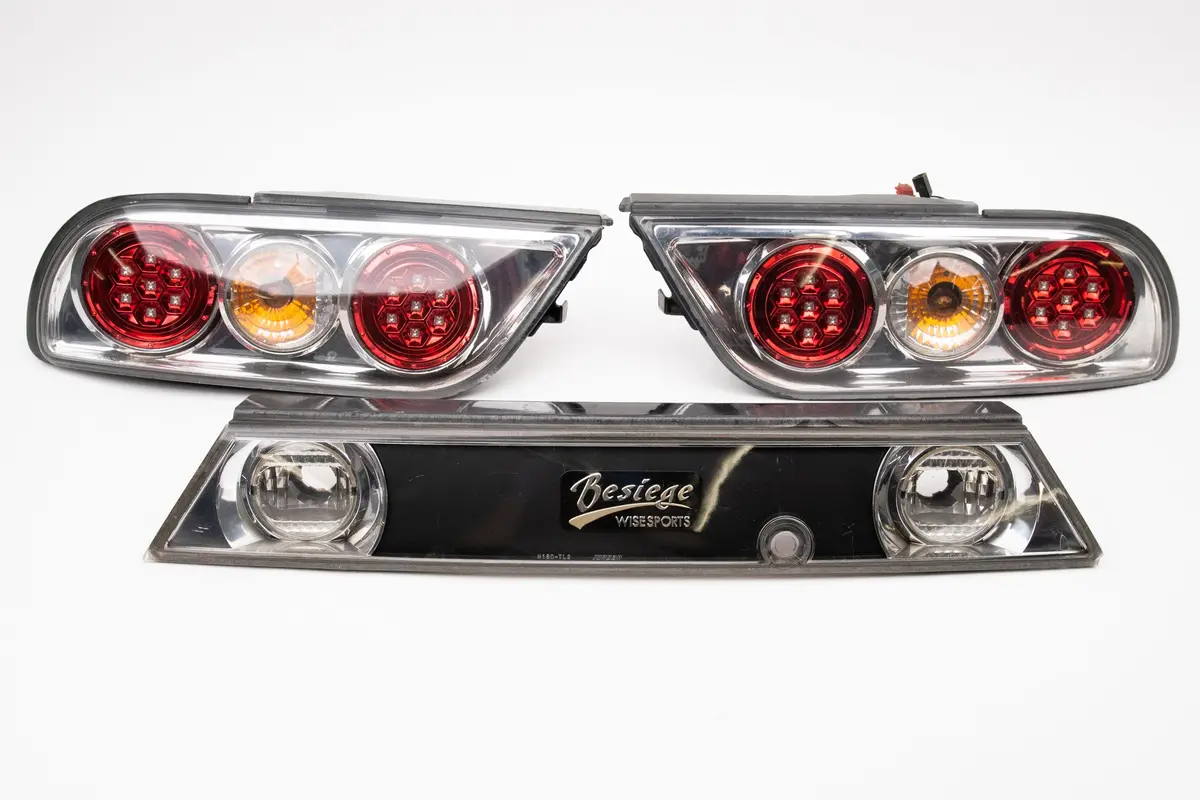 Besiege Wise Sports LED Tail Lights – Nissan 180SX
