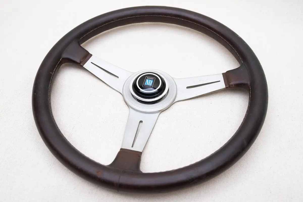 Nardi Classic Steering Wheel – 360mm with 1980s Brown Leather