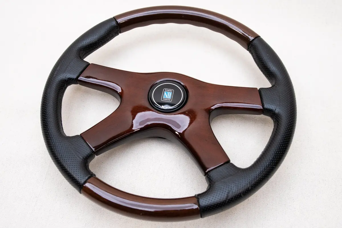 Nardi Gara 4 Steering Wheel – 365mm Diameter