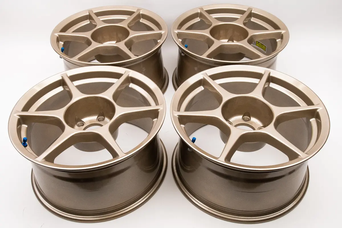 BUDDY CLUB P1 Forged Wheels – 17" (9J +17, 5×114.3)