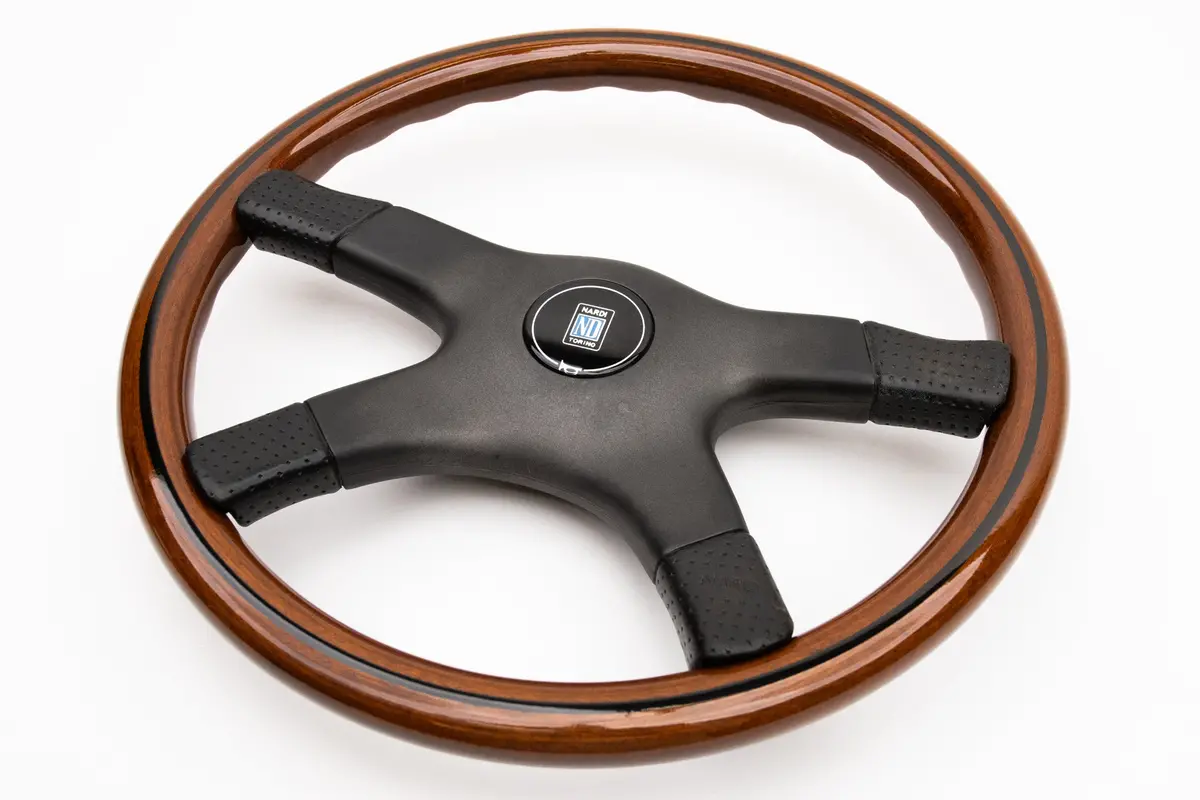 Nardi Gara 4 Steering Wheel – 365mm Diameter