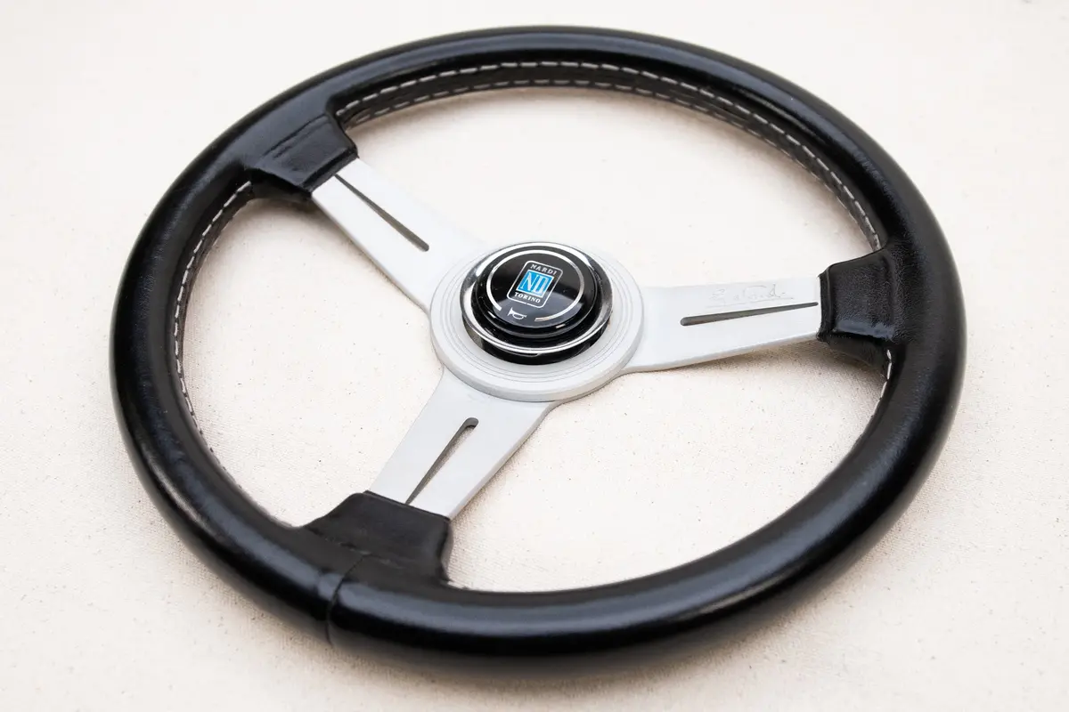 Nardi Classic Compact Steering Wheel – 330mm, Sleek Design