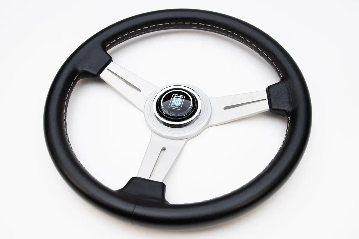 Nardi Classic 330mm Steering Wheel – Vintage Base Model