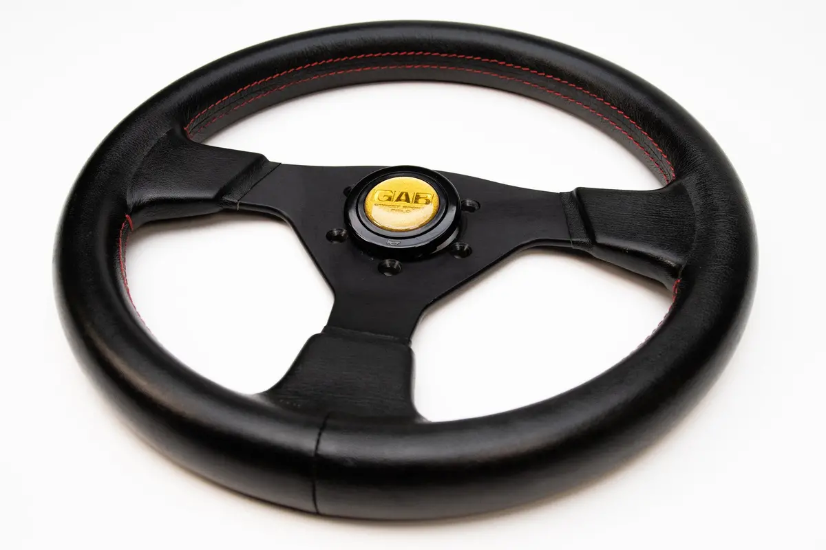 330mm Vintage Gab Horn Steering Wheel – Unbranded Classic Style