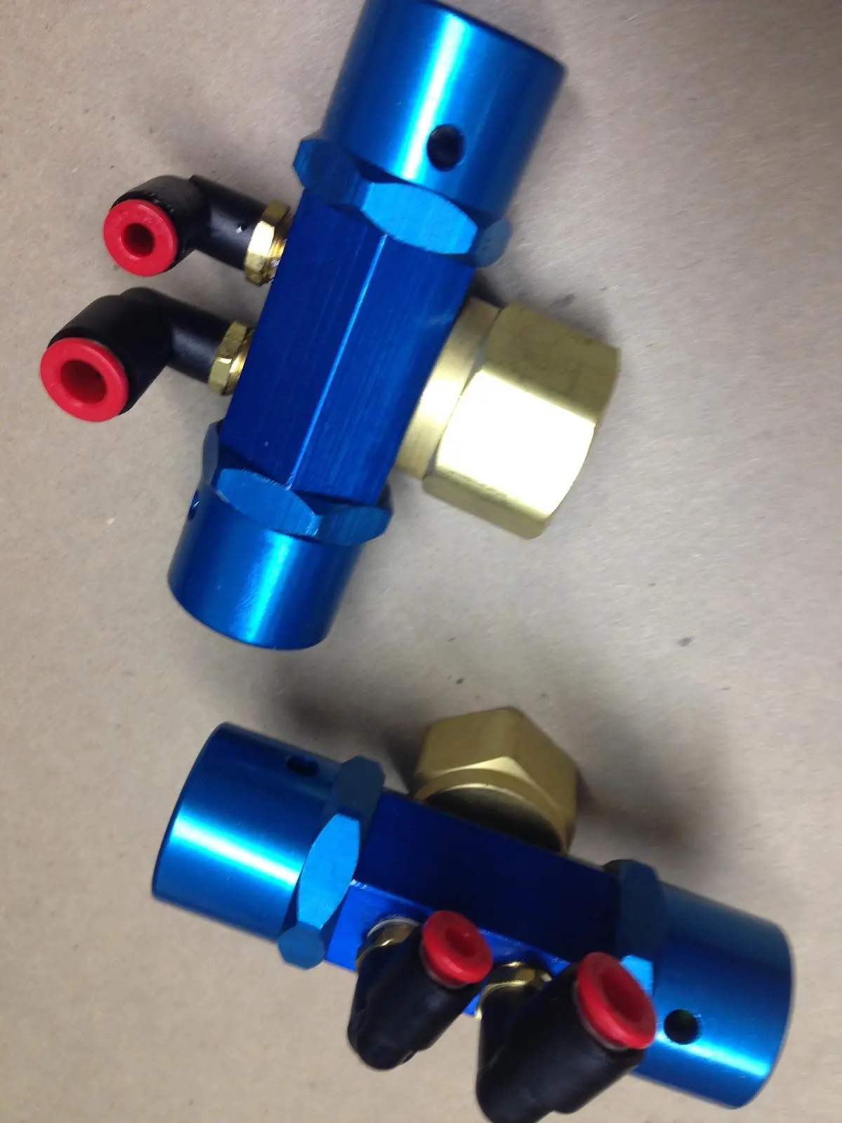 Dual Pressure Regulator / Select Pressures (Range 100 - 440) 1