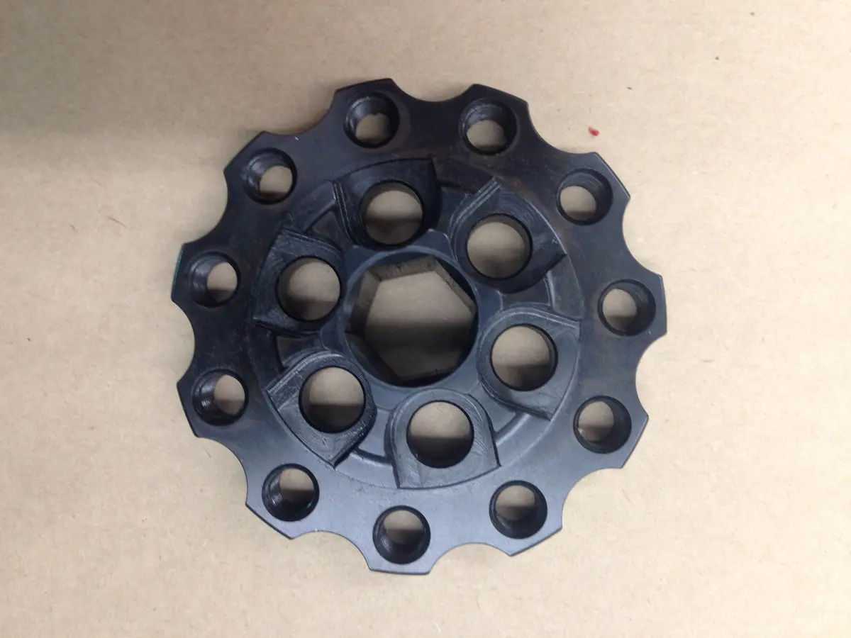 Cam Hub 11-Hole Callies 1