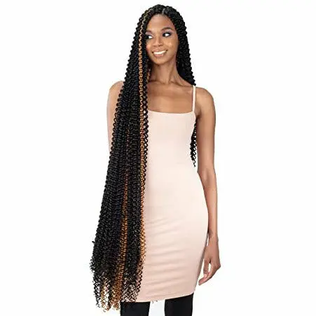 Freetress: Water Wave Super Extra Long Crochet Braids 1