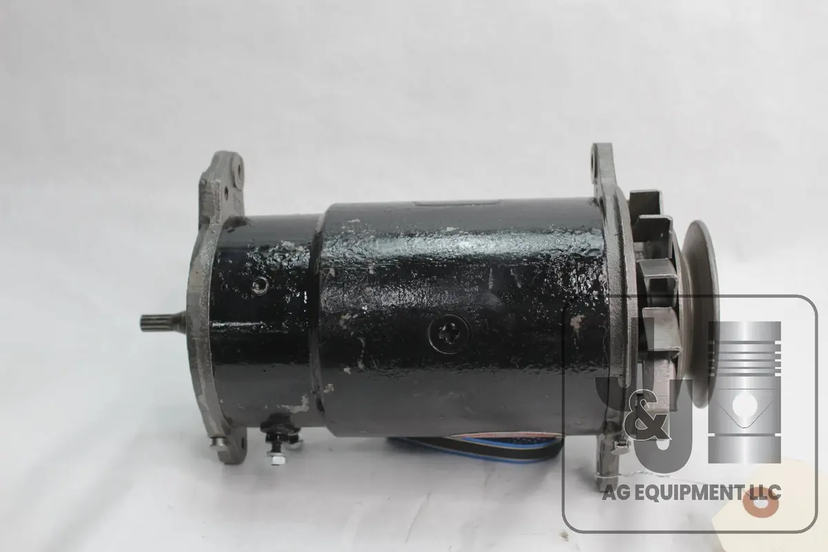 1102020  Delco Remy Chevrolet Remanufactured 12V Generator 1950S 1960S (Core) 1