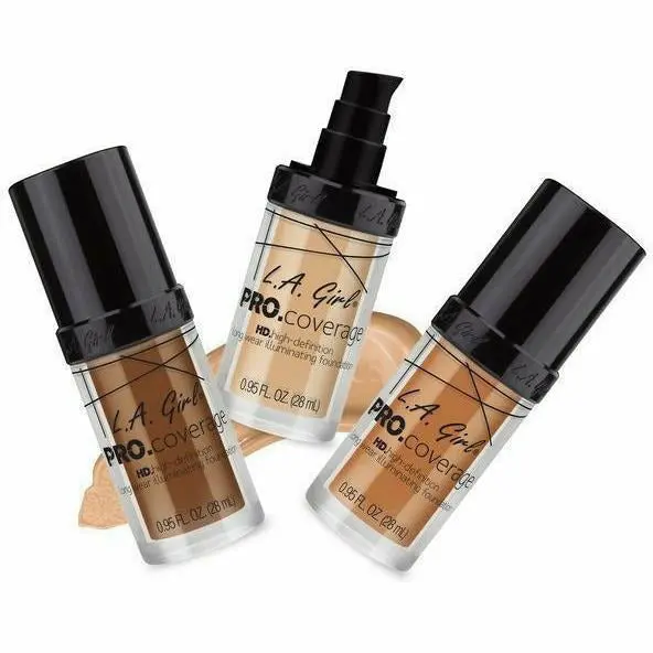 L.A. Girl: Pro Coverage Illuminating Foundation 1