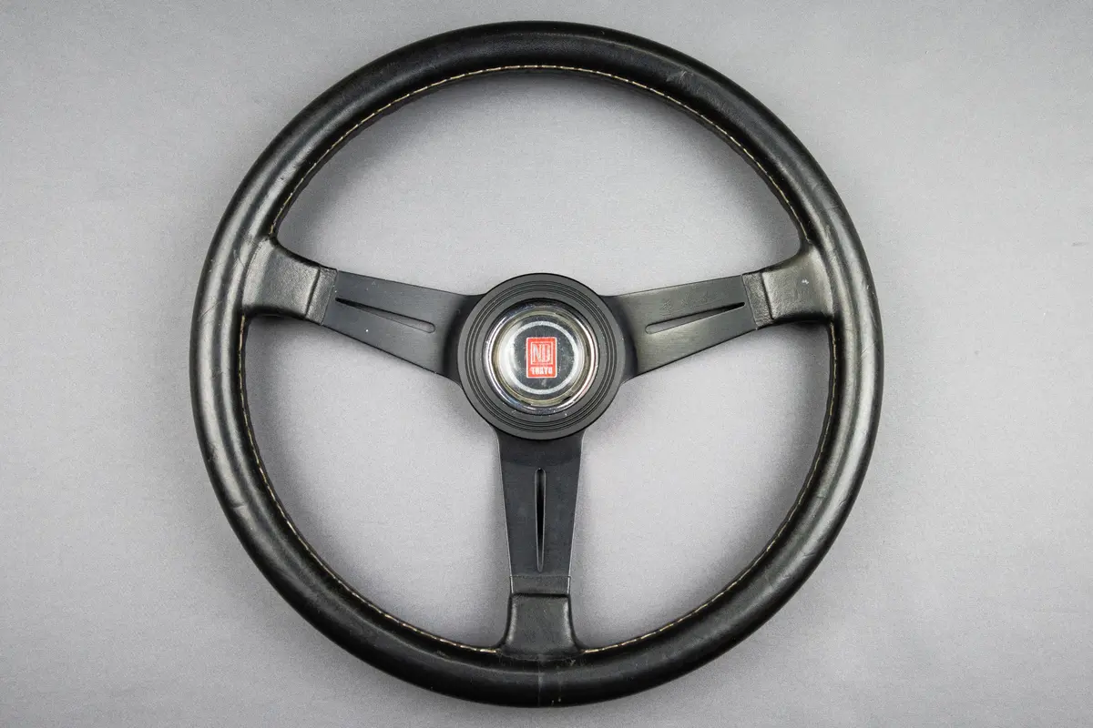 Nardi Classic Tokyo Horn Steering Wheel – 360mm Brown Leather Trim