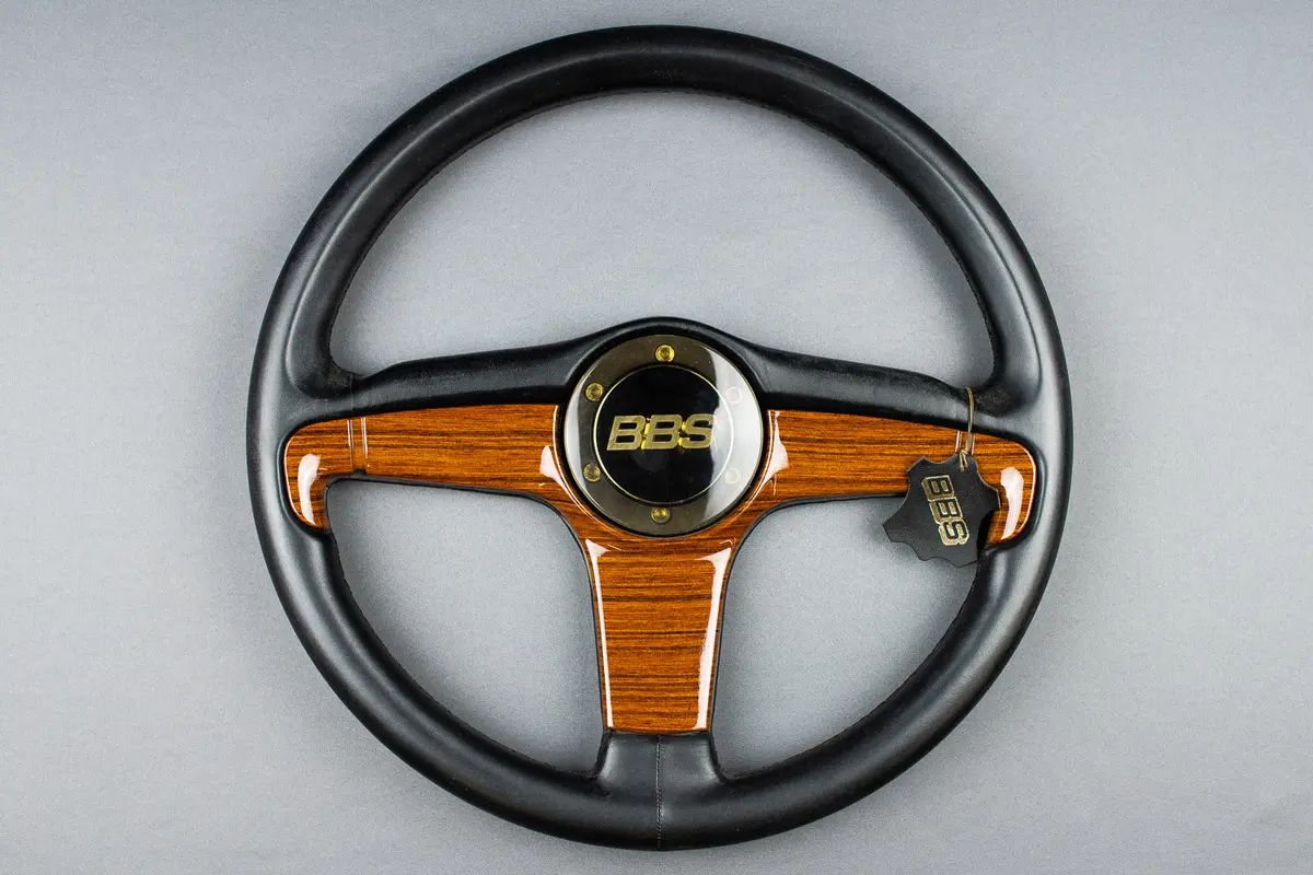 365mm BBS Zebrano-Style Steering Wheel – Wood-Grain Accent Finish