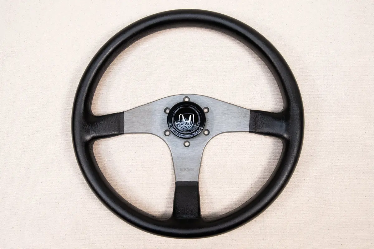 MOMO Race Steering Wheel – 360mm D35 Type