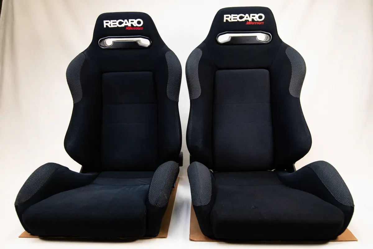 Recaro Millennium SR3 Racing Seat Set – Pair