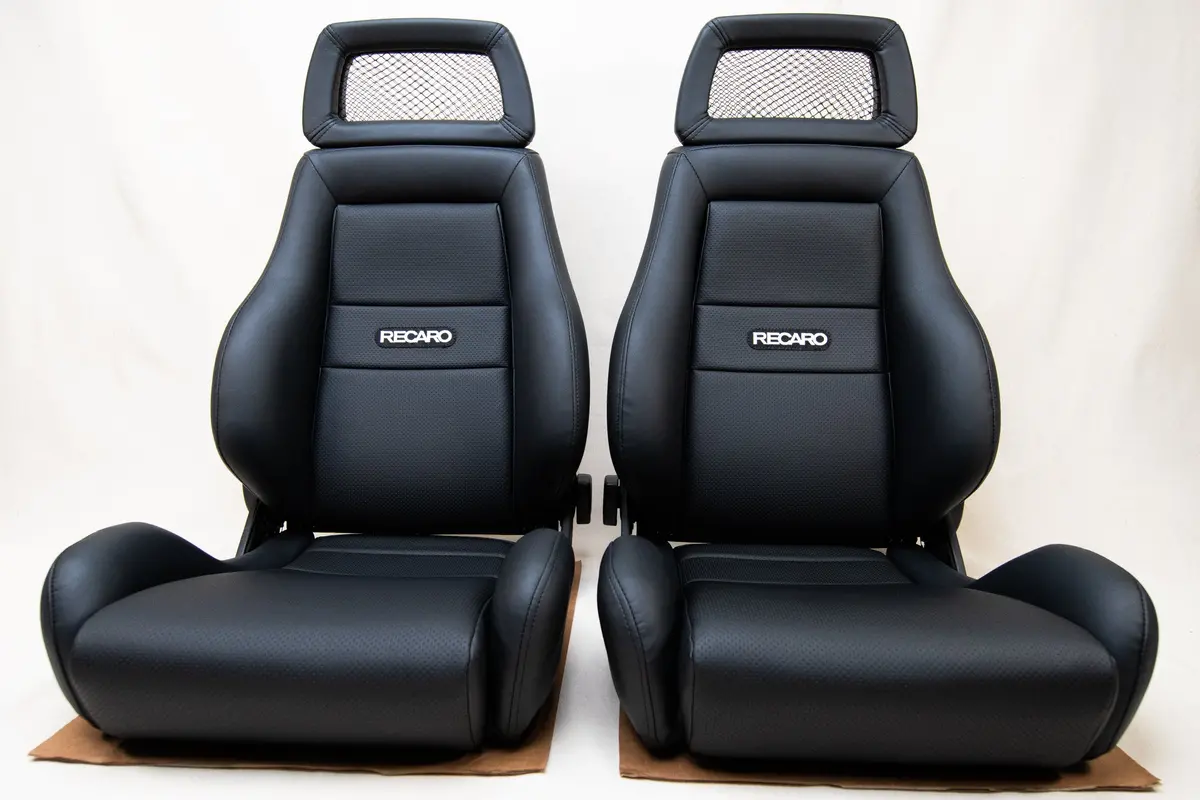Recaro LS Bucket Seat Set