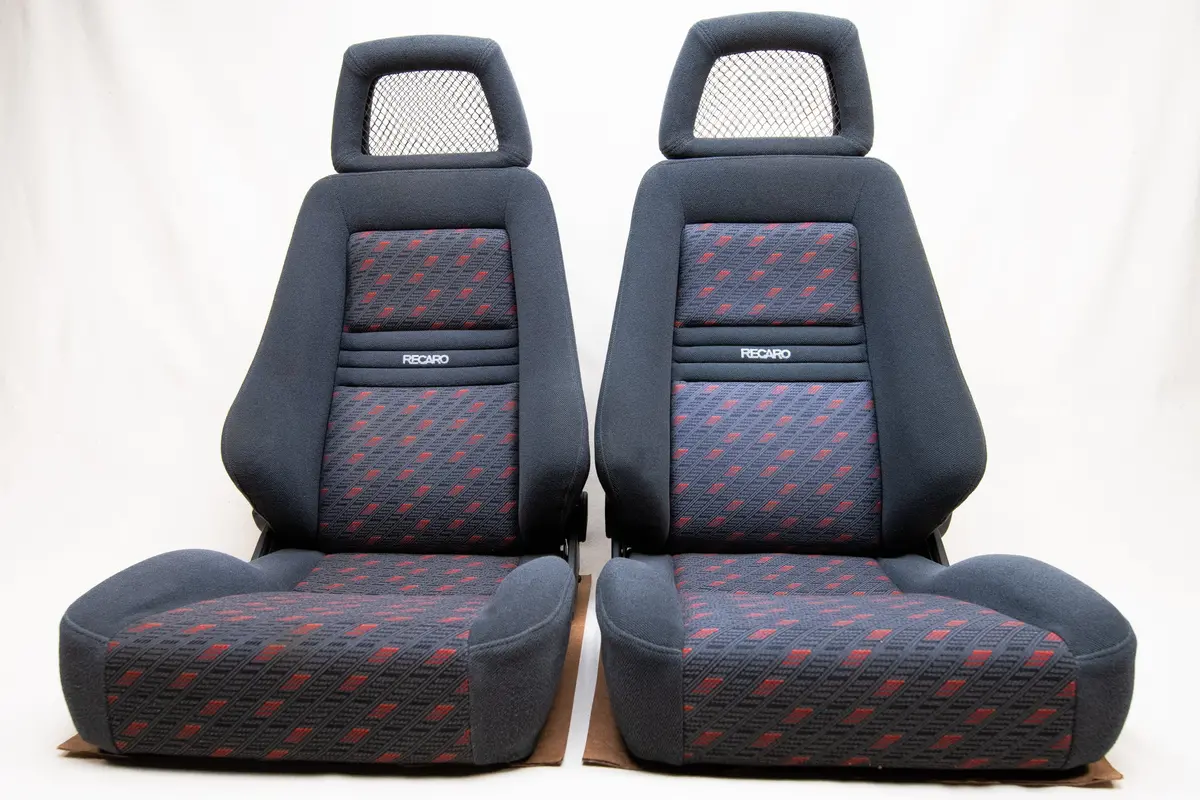 Recaro LX Comfort-Oriented Seat Pair