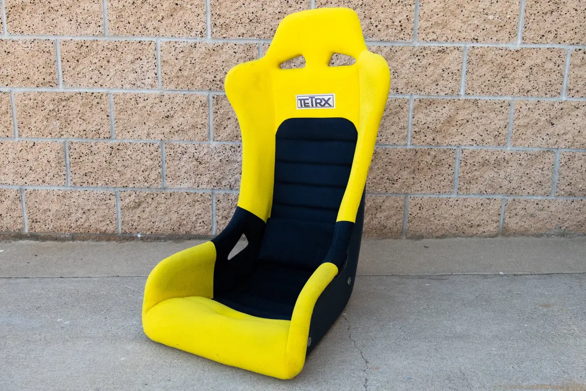 Tetrx Racing Bucket Seat – Compact Lightweight Design