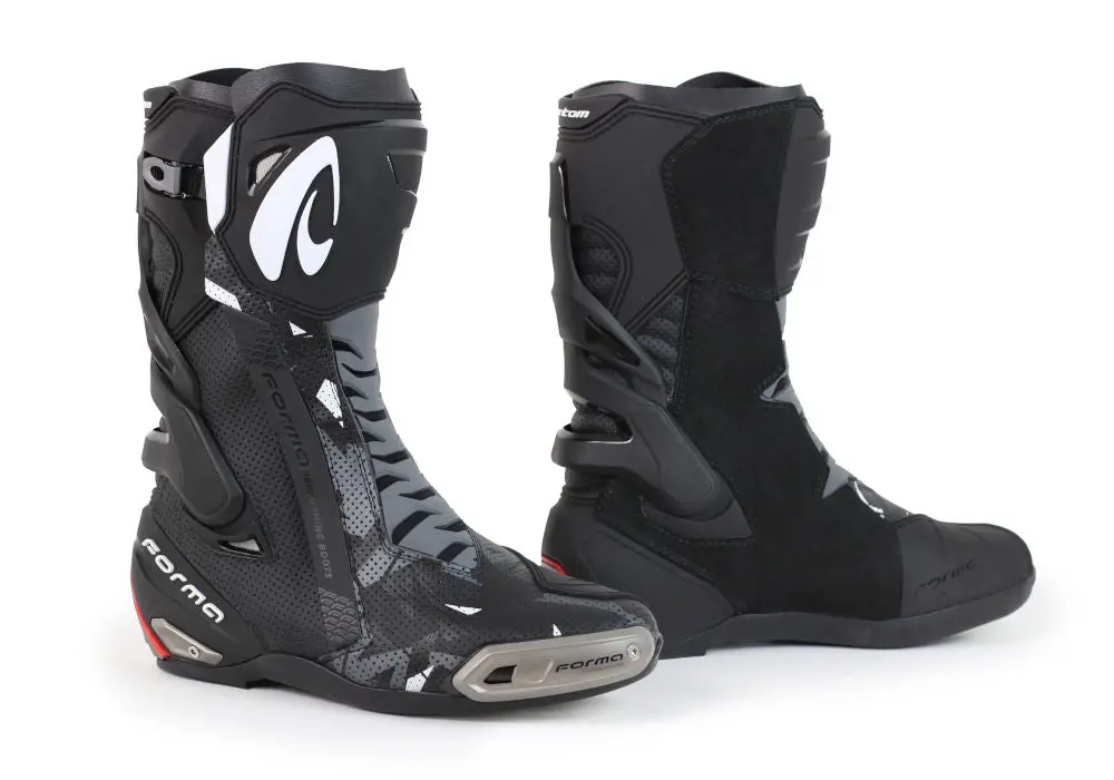 Forma - Phantom Flow Boots 1